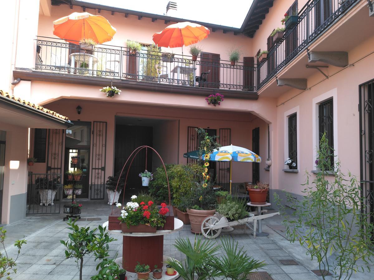La Corte Del Poeta 호텔 부스카테 외부 사진